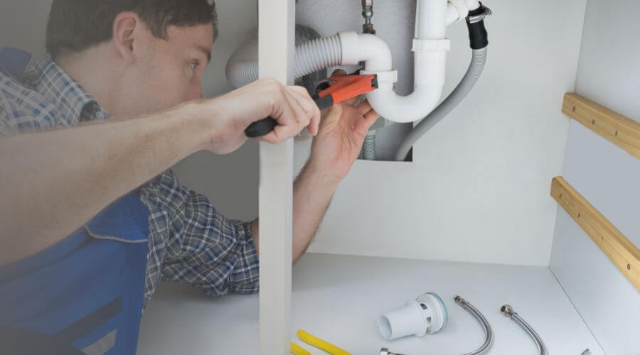 Local water heater installation in Redwood, MS